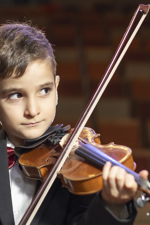 Frederico Simon Paulini com violino